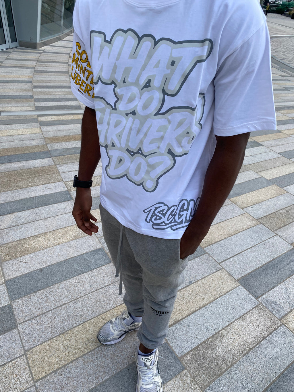 WHAT DO THRIVERS DO? T-SHIRT