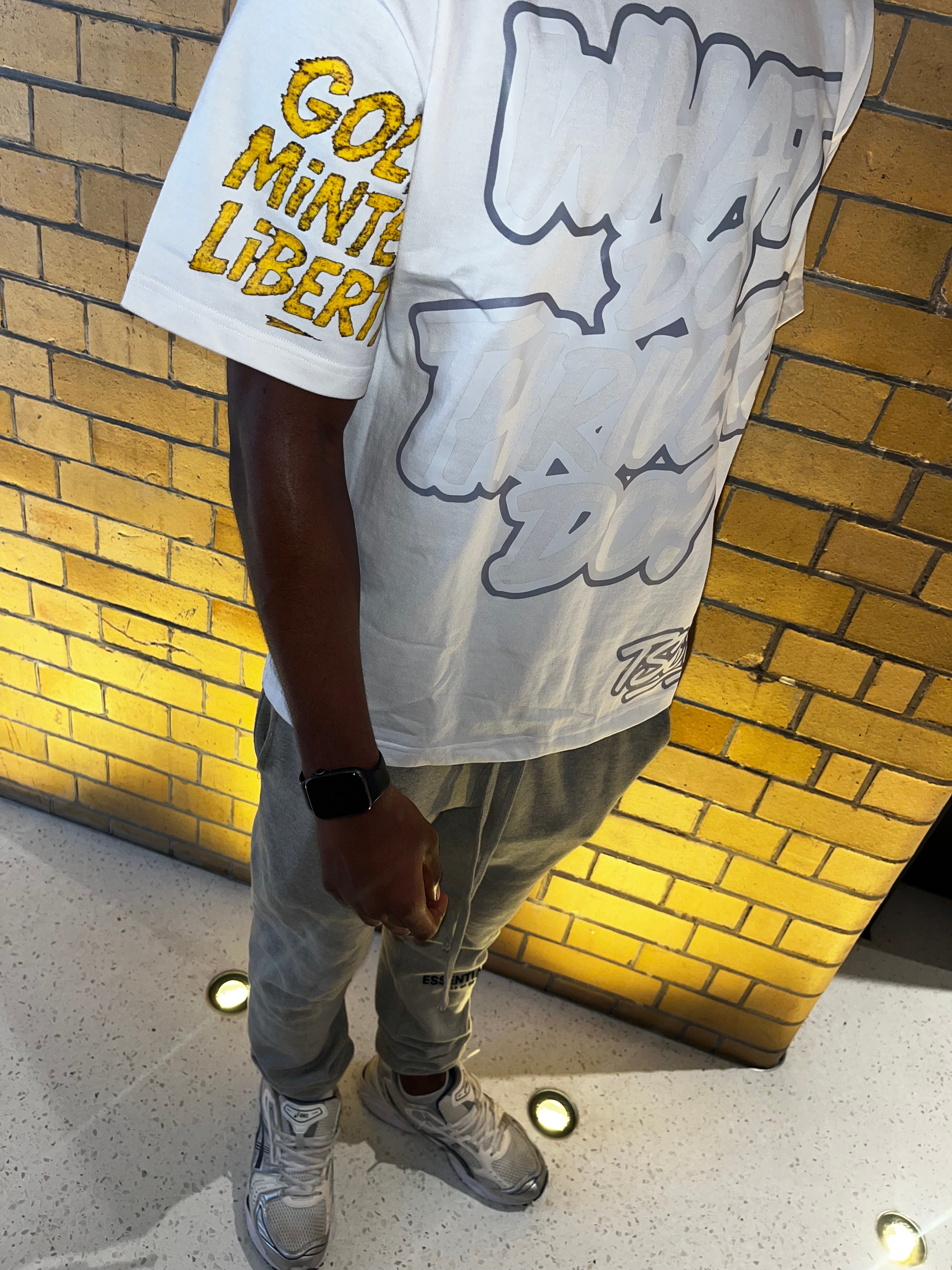 WHAT DO THRIVERS DO? T-SHIRT