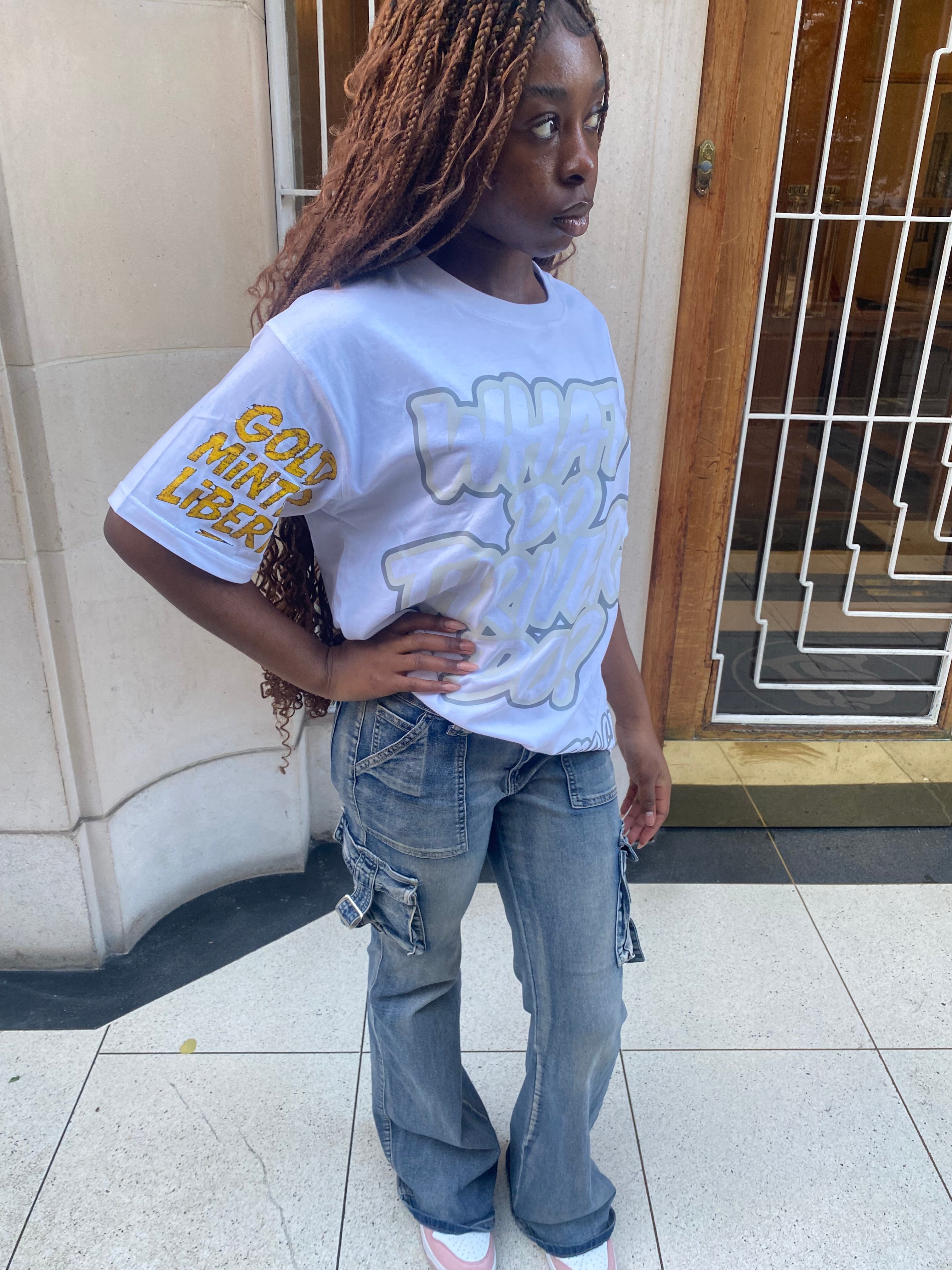 WHAT DO THRIVERS DO? T-SHIRT